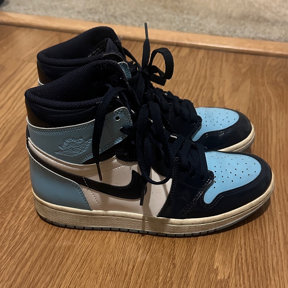 Nike Women's Sneakers - Black and Light Blue